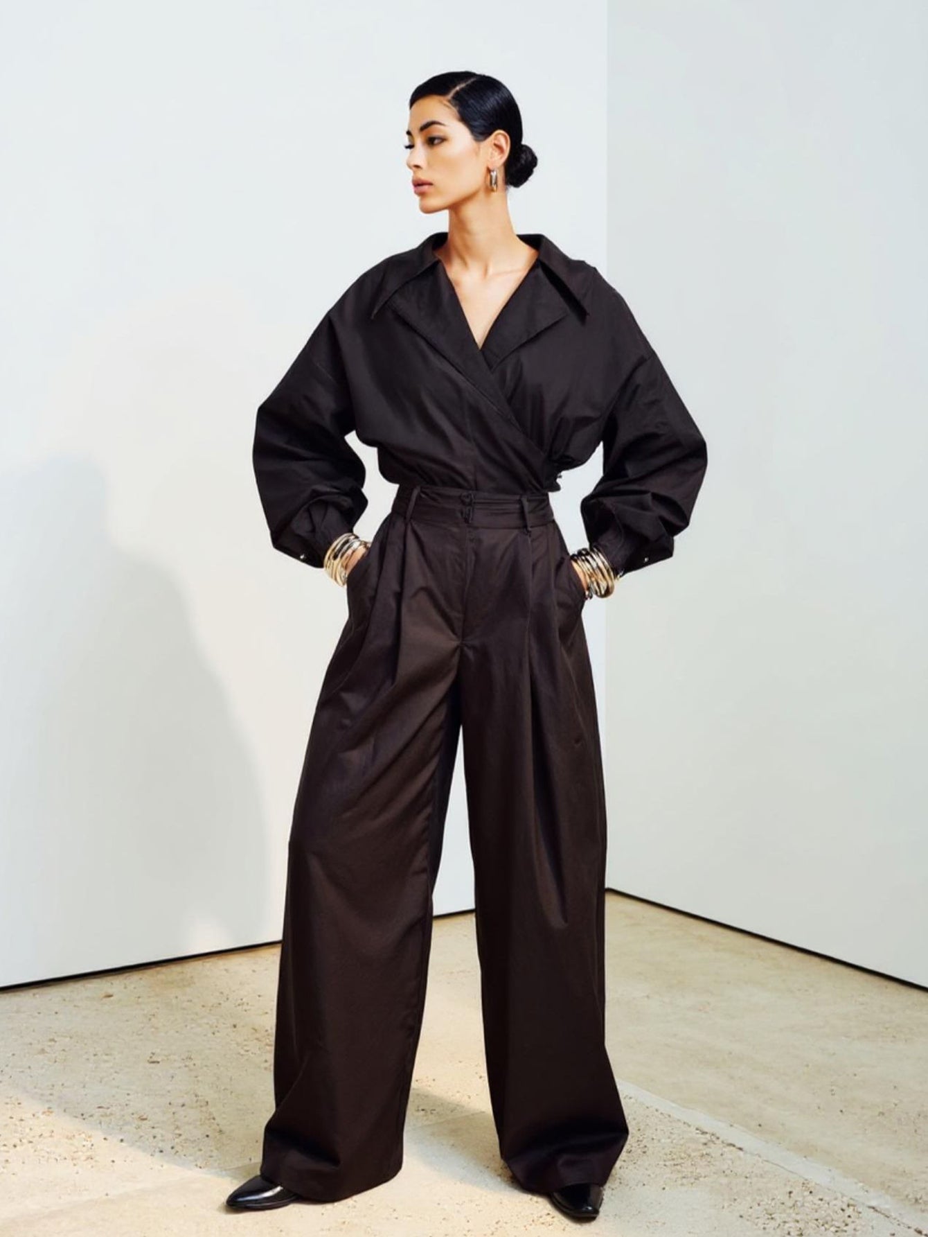 Autumn Shirts 2025 Women's French Plain Long Sleeve Lapel Fitting Slim Office Lady Shirts