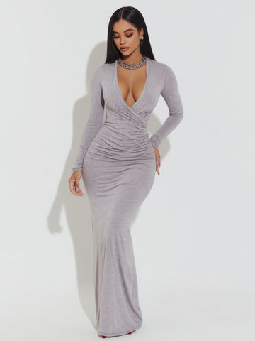 Women's 2025 Autumn Chic Dresses Long Sleeve Plunge Neck Plain Daily Skinny Fit Dresses