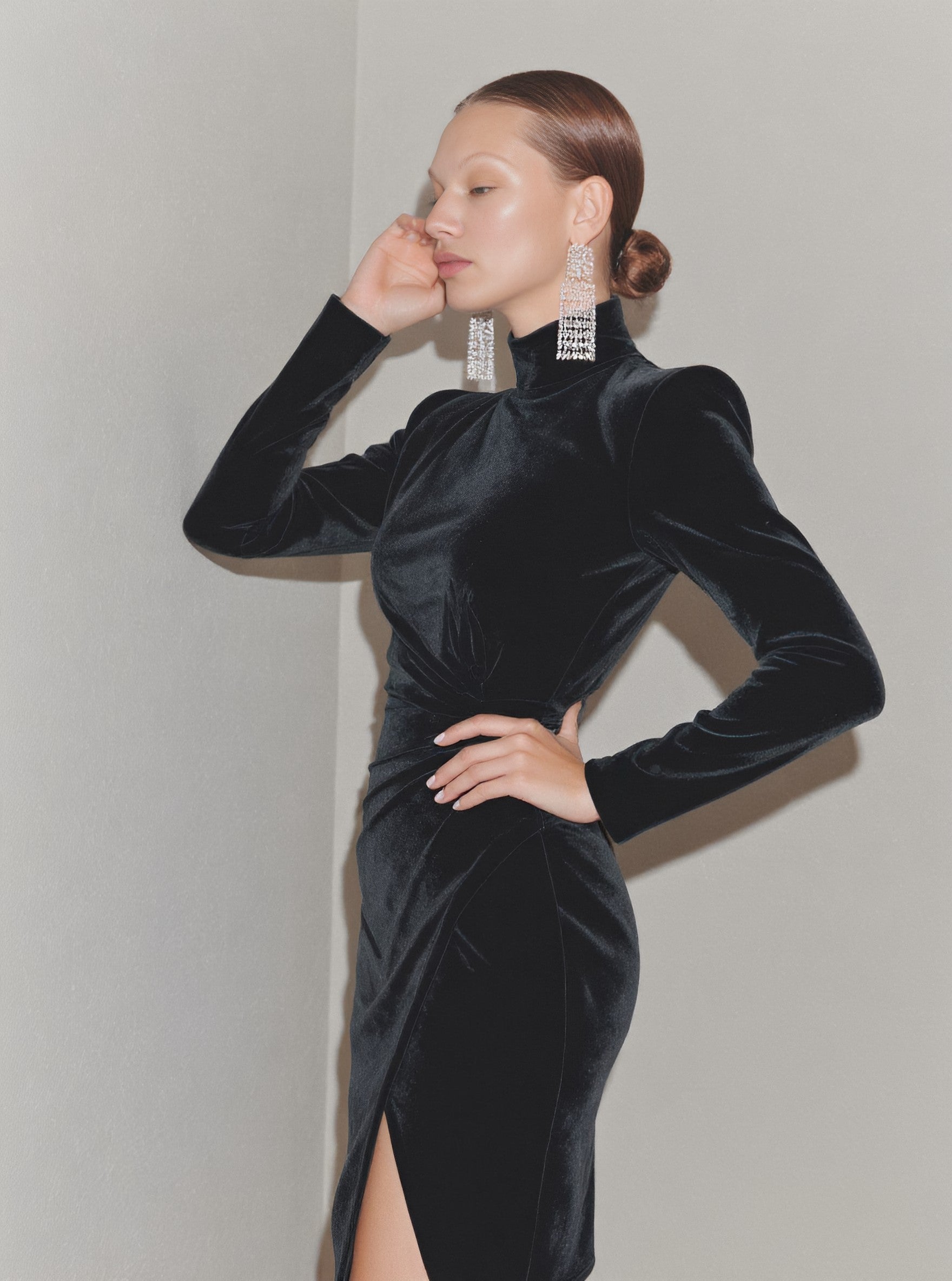 Autumn Short Tight Dress High Collar Casual Style A-Line Skirt Straight Sleeve Women's Fashion Clothing