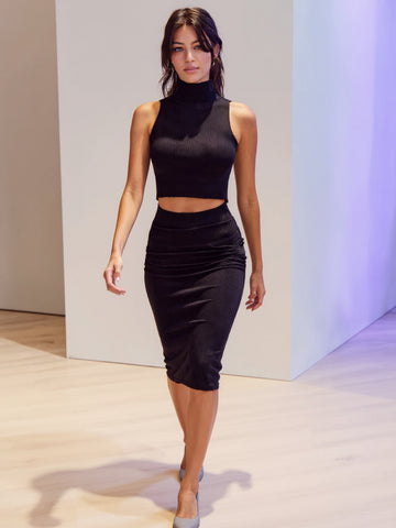 Summer Tanks 2025 Women's Daily Basic Solid Color Sleeveless Mock Neck Slim Fit Fashion Cropped Tanks