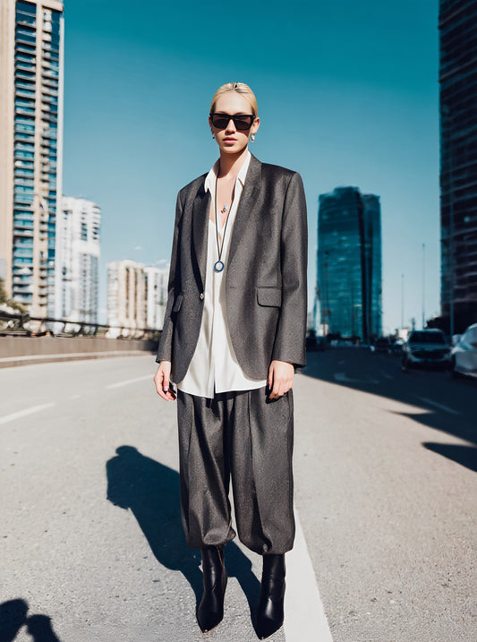 Loose Fit Long Sleeve Casual Style Women's Shirt Autumn Collection Straight Cut Sleeves Regular Length Top Fashion Trend