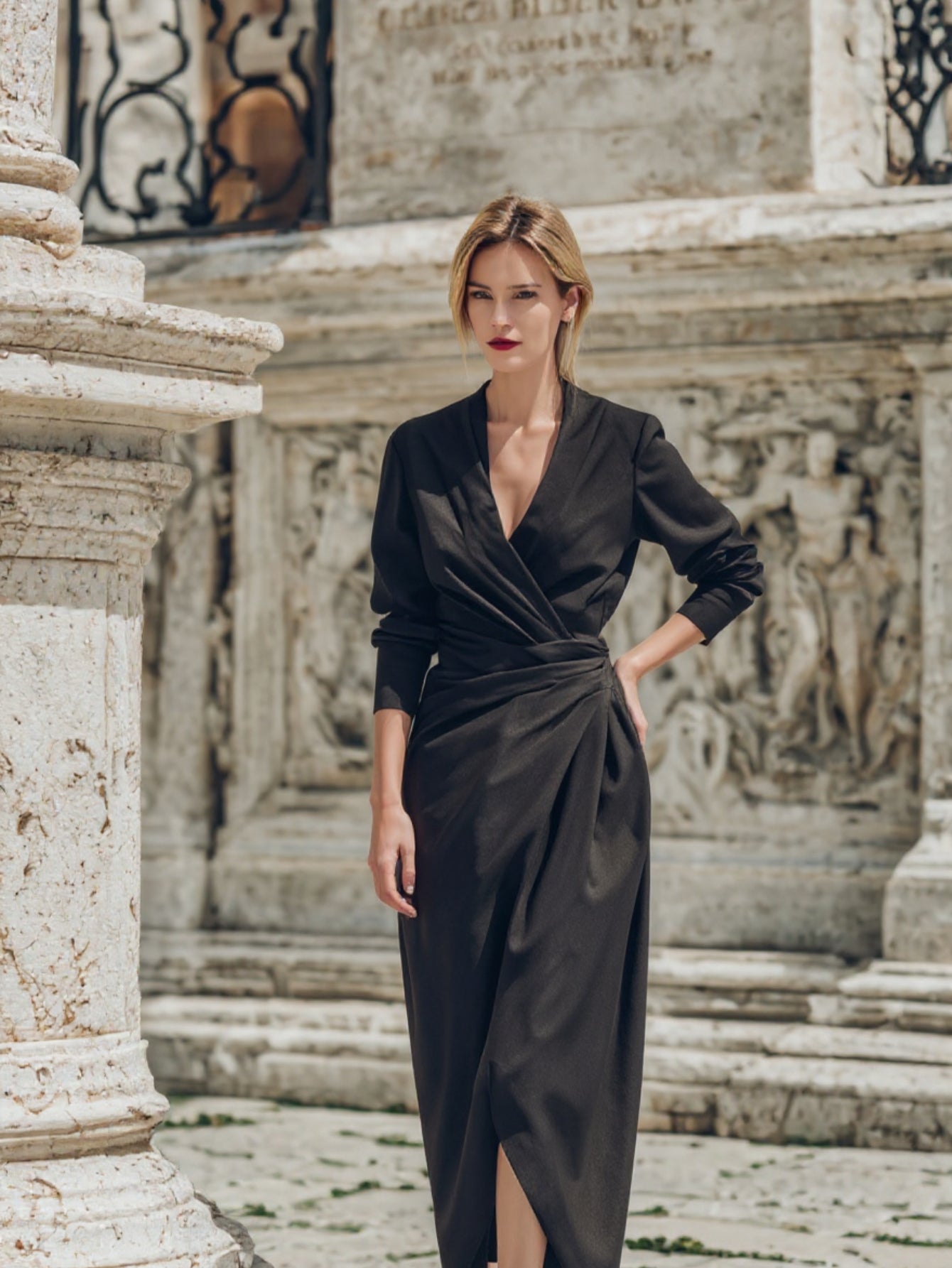 Autumn Dresses 2025 Women's Elegant Plain Long Sleeve V-Neck Nipped Waists Skinny Fit Midi Party Dresses