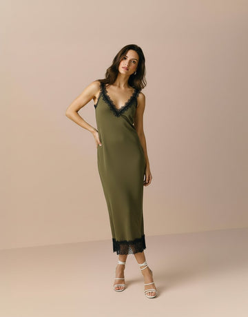 Casual Mid-Length Dress Lace and Mesh Splicing V-Neck Sleeveless Autumn Winter Women's Fashion Straight Skirt Style