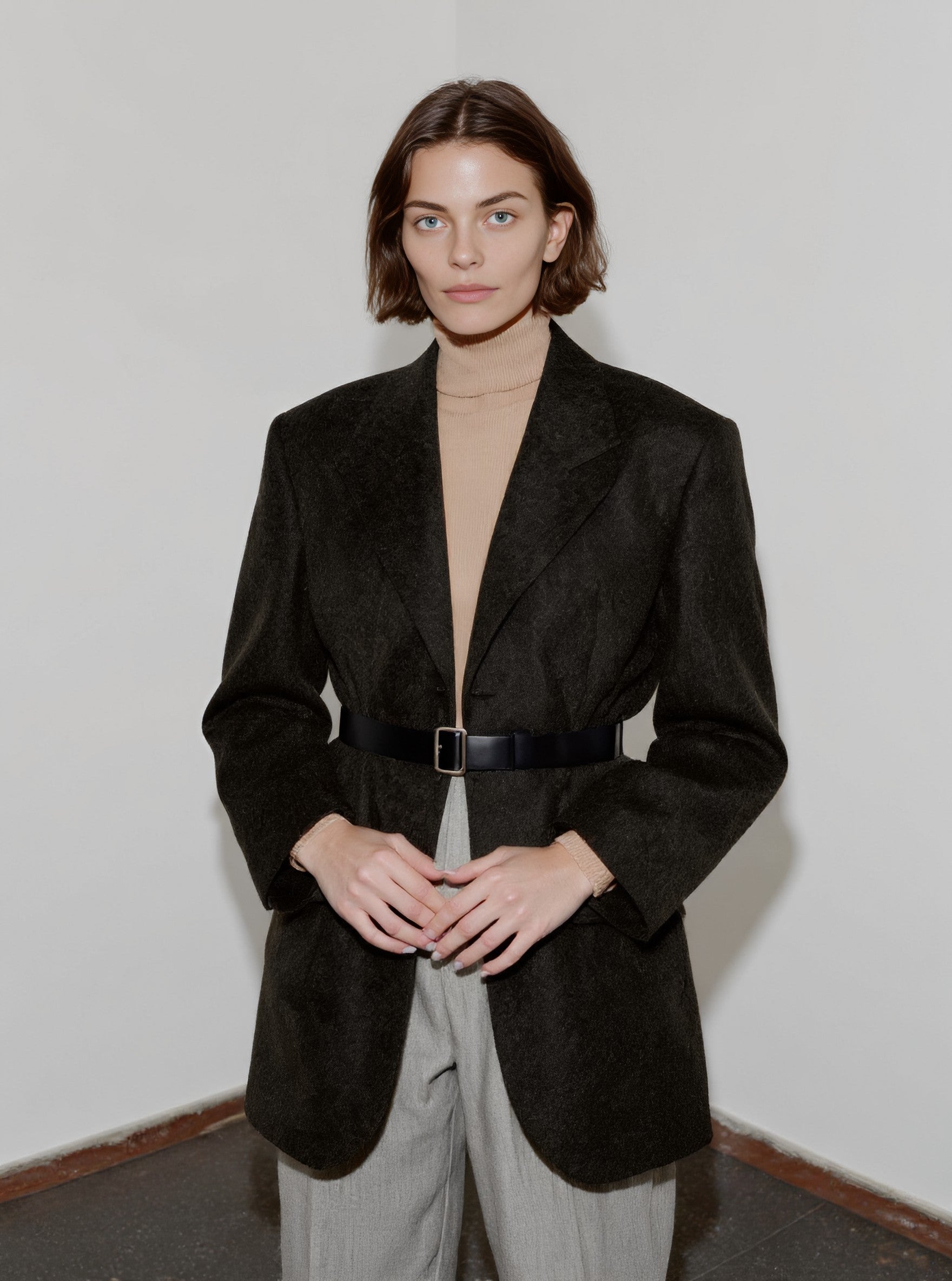 Loose Fit Long Sleeve Casual Style Women's Shirt Straight Cut Cuff Regular Length Autumn Fashion Top