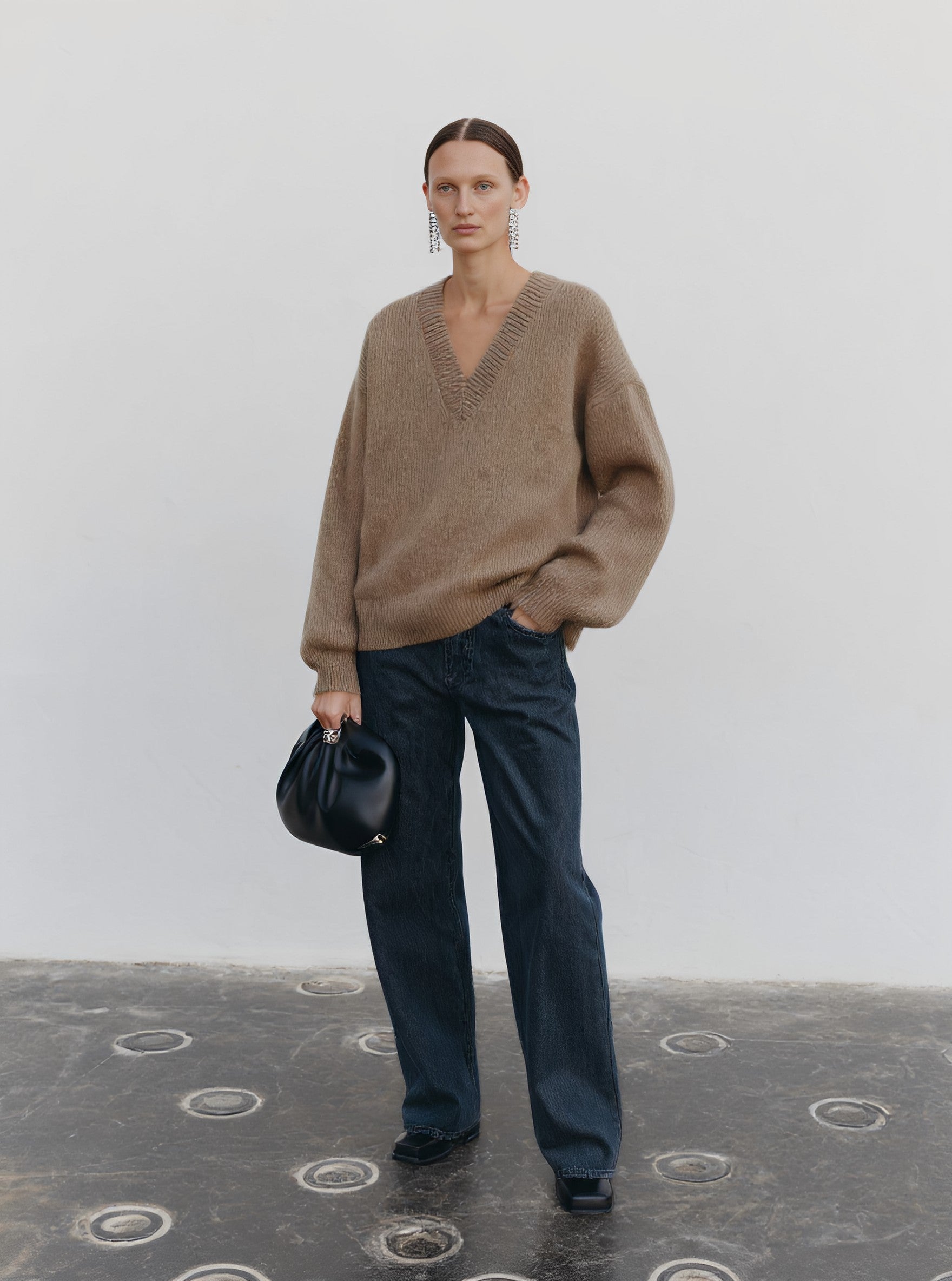 Loose Fit Long Sleeve V-Neck Sweater Casual Style Straight Sleeve Regular Length Autumn Top Women's Fashion Knitwear