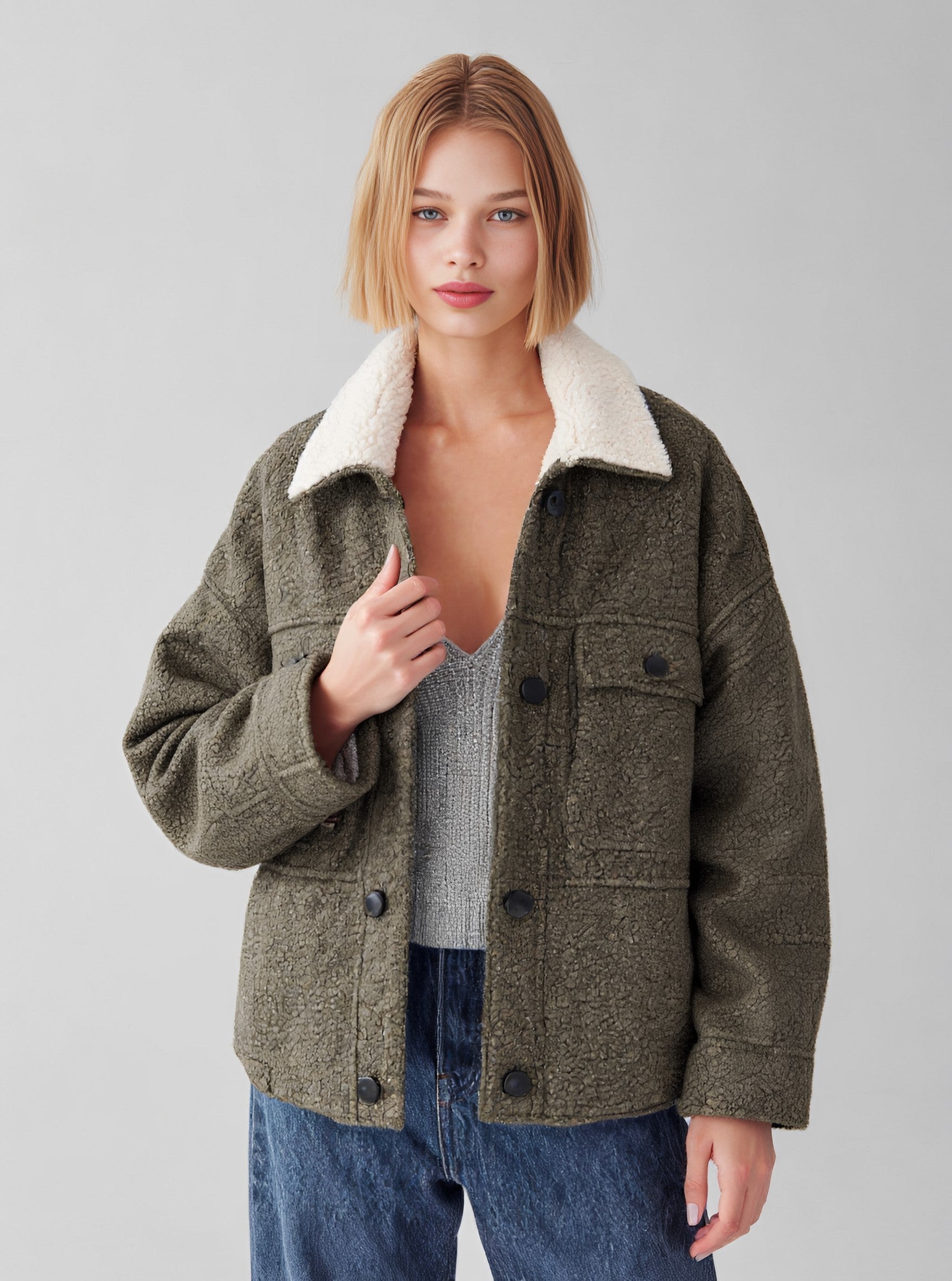 Casual Collared Winter Jacket Women's Topwear Fashion Style Flip Collar Outerwear for Cold Weather Seasons