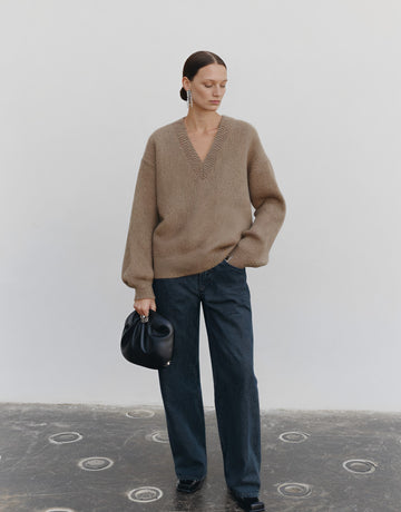 Loose Fit Long Sleeve V-Neck Sweater Casual Style Straight Sleeve Regular Length Autumn Top Women's Fashion Knitwear