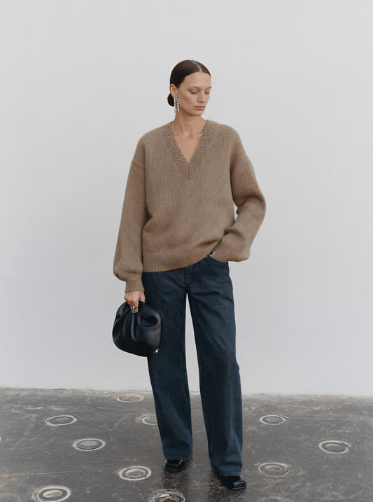 Loose Fit Long Sleeve V-Neck Sweater Casual Style Straight Sleeve Regular Length Autumn Top Women's Fashion Knitwear