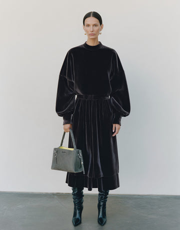 Casual Round Neck Winter Clothes Suit Skirt Set Comfortable Fashion Women's Outfit Combo For Autumn And Winter Seasons