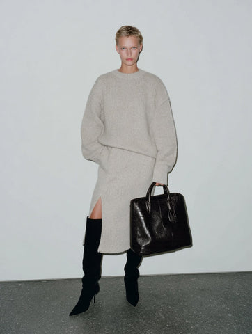 Casual Round Neck Winter Clothes Suit Skirt Set Comfortable Fashion Women's Outfit Combo For Autumn And Winter Seasons