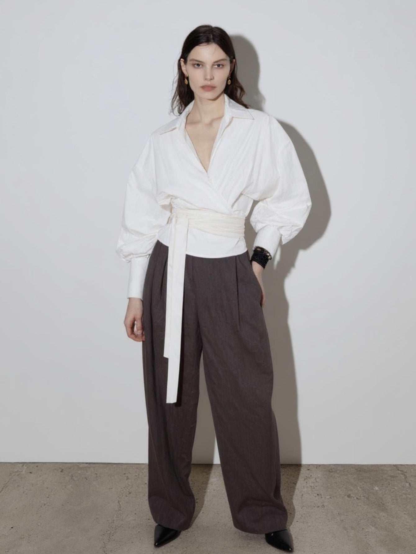 Women's Autumn Winter 2025 Shirts Daily Fashion Plain Long Sleeve V-Neck Regular Fit Office Lady Shirts