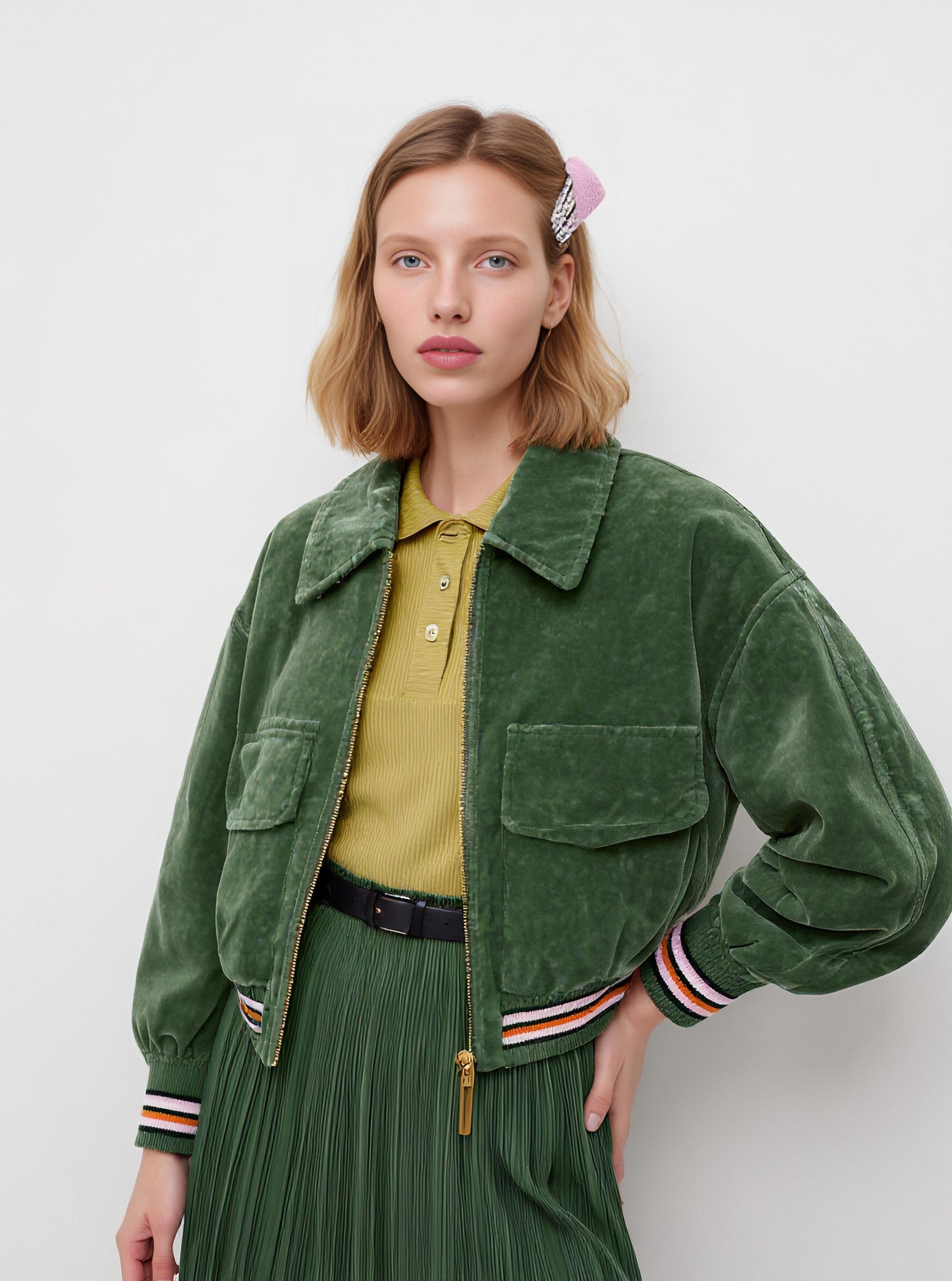 Casual Collared Winter Jacket Women's Topwear Fashion Style Flip Collar Outerwear for Cold Weather Seasons