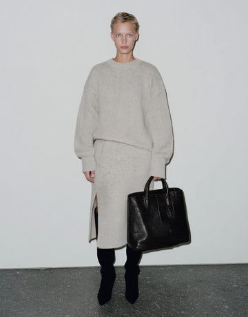 Casual Round Neck Winter Clothes Suit Skirt Set Comfortable Fashion Women's Outfit Combo For Autumn And Winter Seasons