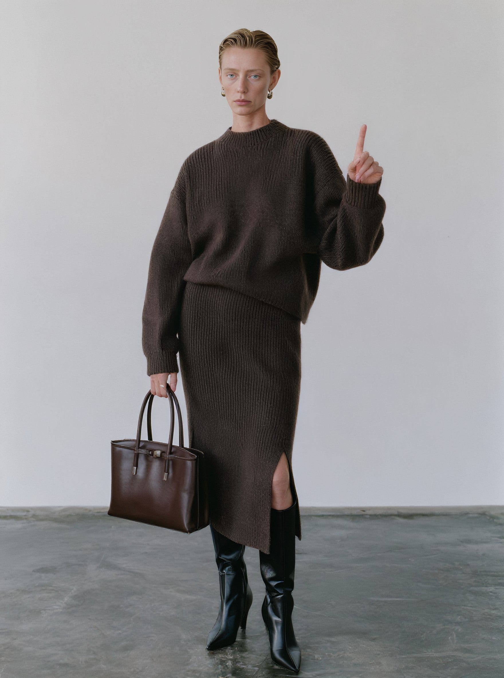 Casual Round Neck Winter Clothes Suit Skirt Set Comfortable Fashion Women's Outfit Combo For Autumn And Winter Seasons