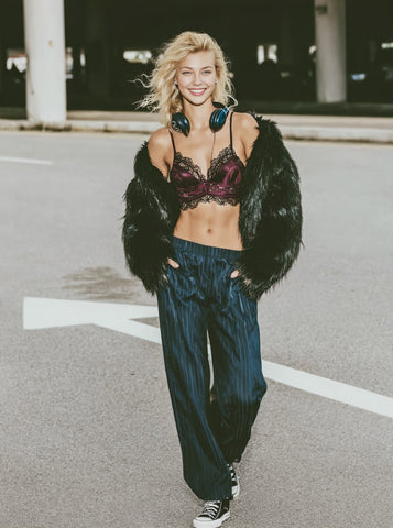 Winter Plush Coat Women's Casual Style Comfortable Warm Outerwear Fashionable Coat for Cold Weather