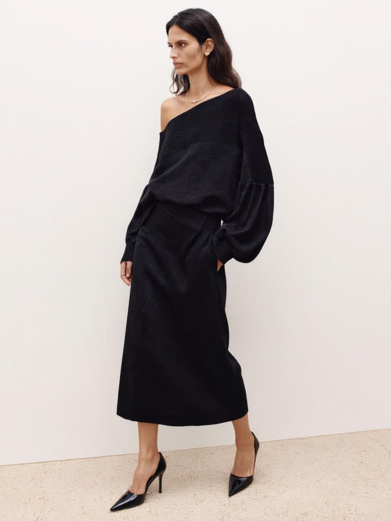 Autumn T-Shirts 2025 Women's K-Fashion Plain Long Sleeve One-Shoulder Fitting Slim Streetwear T-Shirts