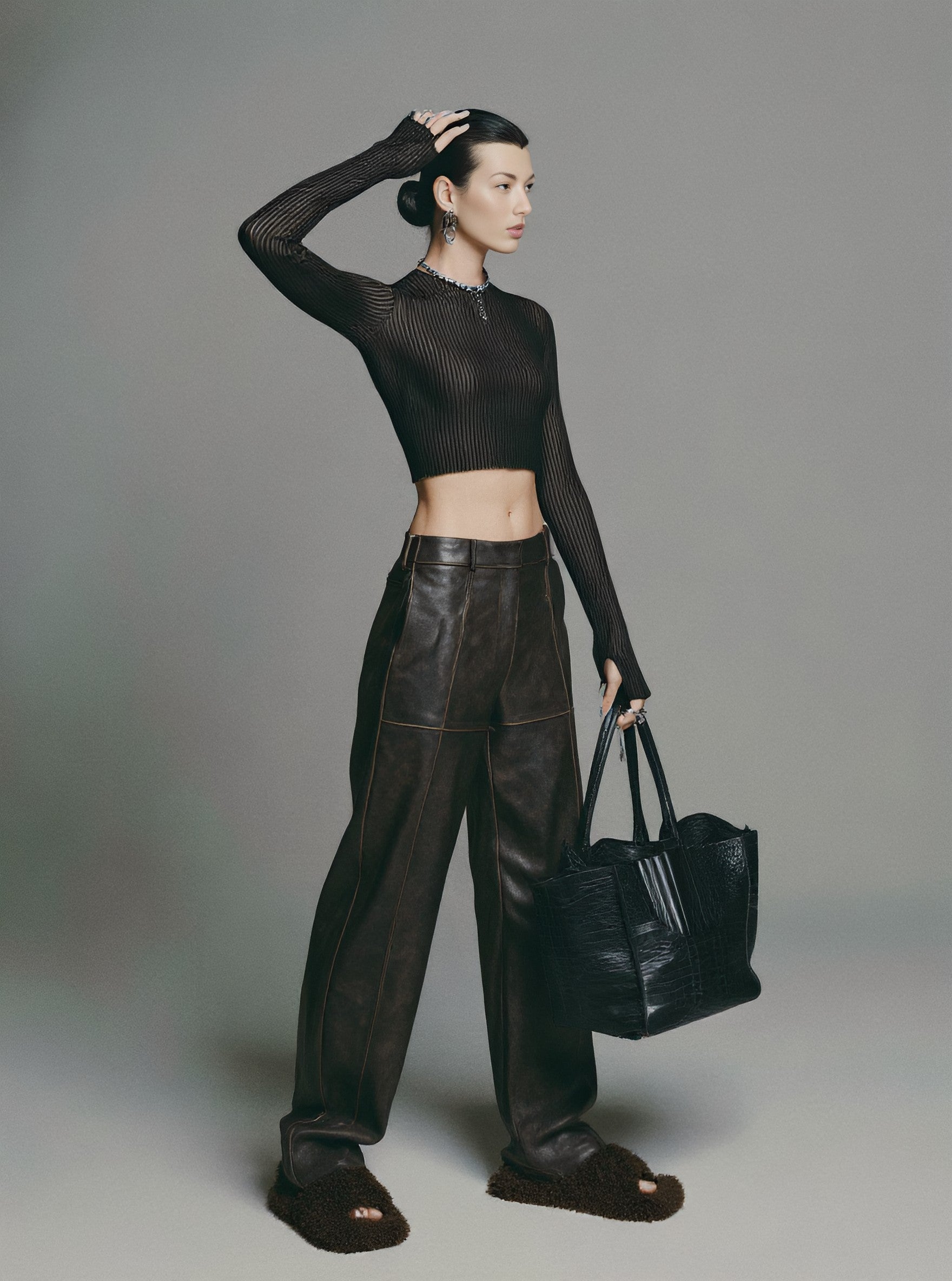 Winter Base Shirt Casual Style Women's Underwear Top Fashionable Comfortable Innerwear for Cold Weather