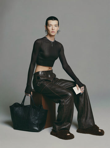 Winter Base Shirt Casual Style Women's Underwear Top Fashionable Comfortable Innerwear for Cold Weather