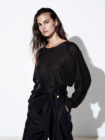 Autumn Blouses 2025 Women's Comfortable Nipped Waists Plain Long Sleeve Crew Neck Fitting Slim Casual Blouses